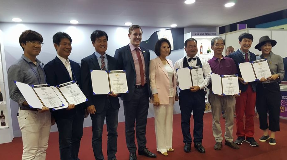 U1대학교 와인아카데미 출신 영동 와이너리 3곳 ‘아시아 와인 트로피’ 최다 수상!